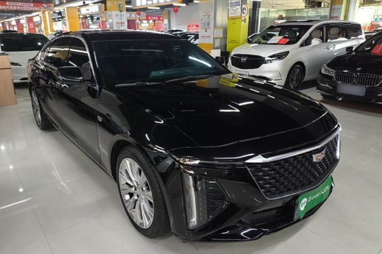 Used Cadillac CT6 2023 28T Luxury Version Front Right 45 Deg