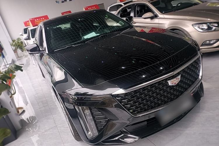 Used Cadillac CT6 2023 28T Platinum Edition Front Right 45 Deg