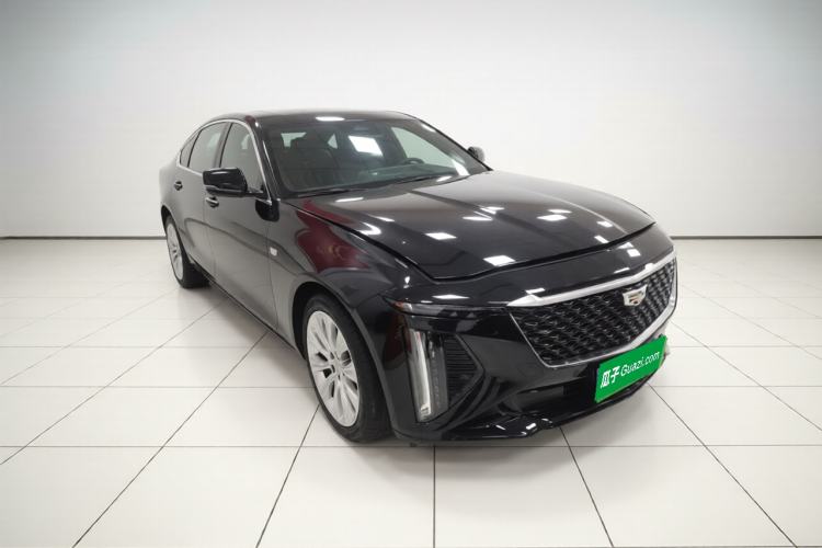 Used Cadillac CT6 2023 28T Platinum Edition Front Right 45 Deg