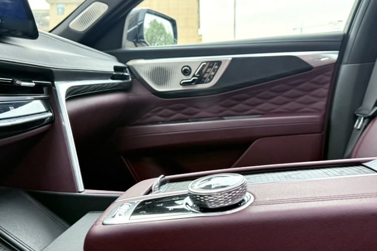 Used Cadillac CT6 2023 28T Platinum Edition Interior 1