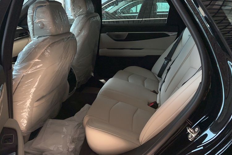 Used Cadillac CT6 2023 28T Luxury Version Interior 1