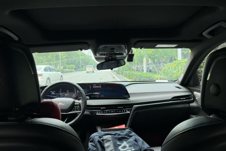 Used Cadillac CT6 2023 28T Luxury Version Interior 1