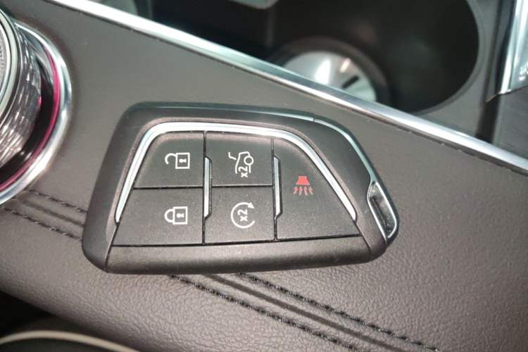 Used Cadillac CT6 2023 28T Platinum Edition Interior 1