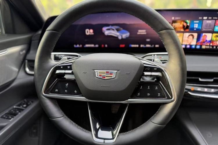 Used Cadillac CT6 2023 28T Luxury Version Interior 4
