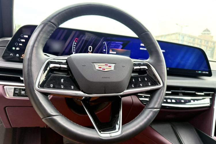 Used Cadillac CT6 2023 28T Platinum Edition Interior 6