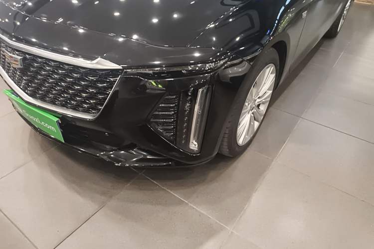 Used Cadillac CT6 2023 28T Luxury Version Left Front Headlight