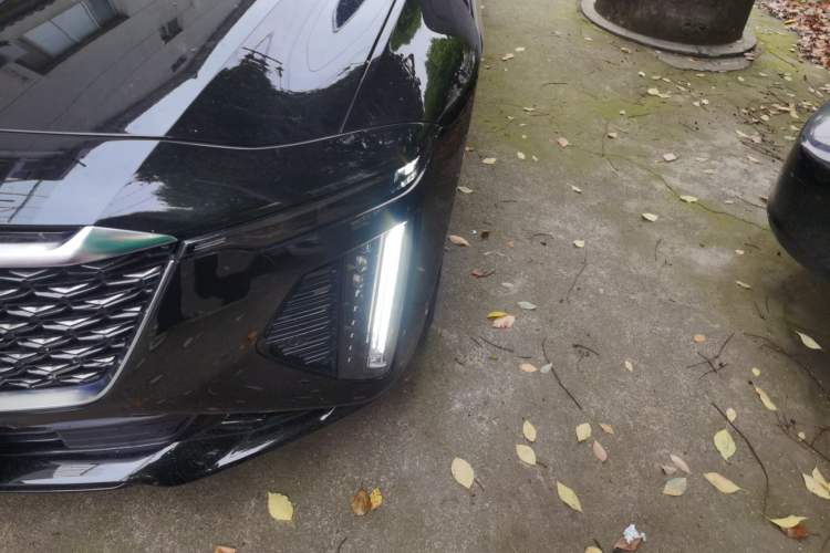 Used Cadillac CT6 2023 28T Fashion Edition Left Front Headlight