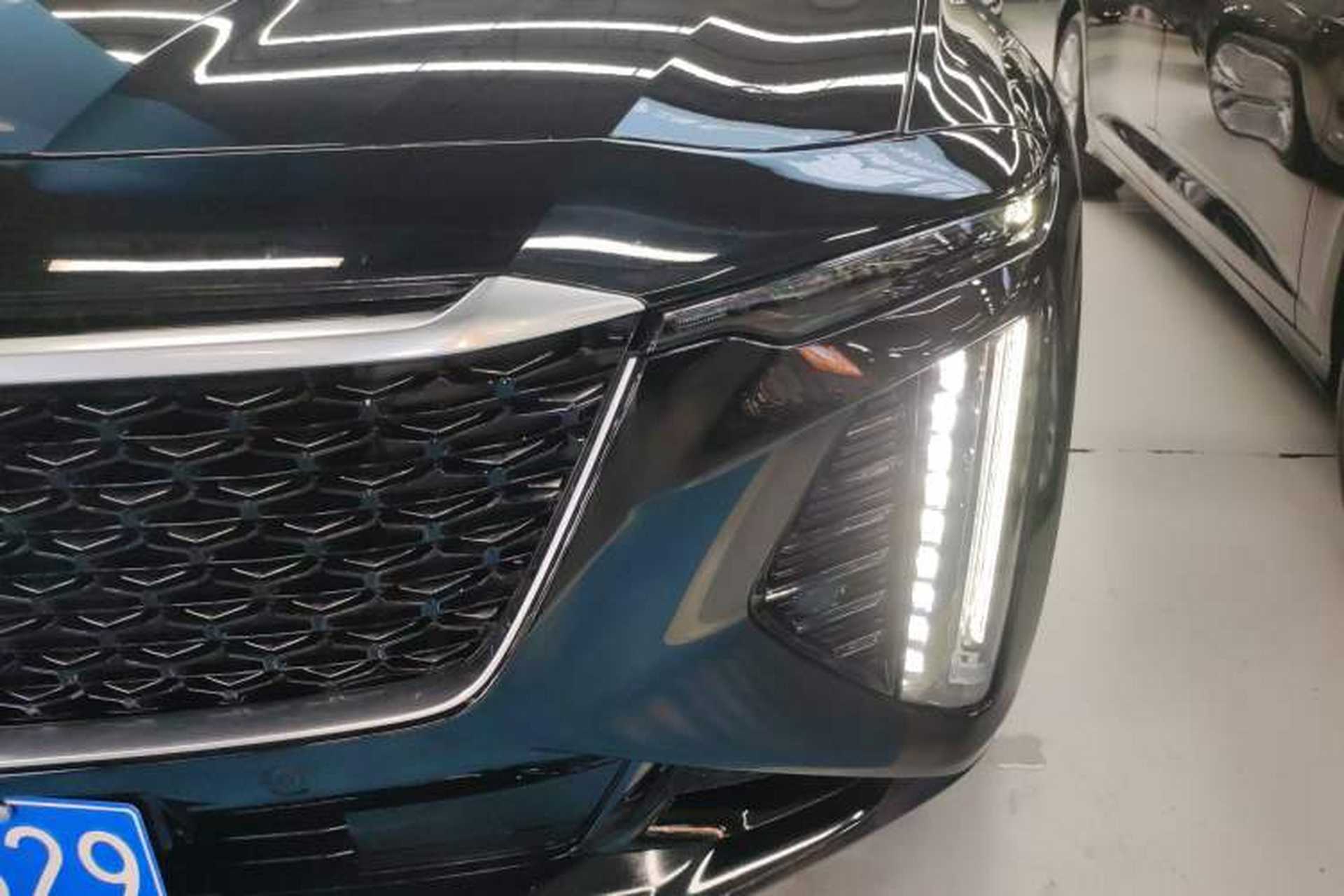Used Cadillac CT6 2023 28T Luxury Version Left Front Headlight