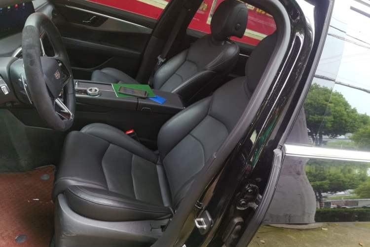 Used Cadillac CT6 2023 28T Fashion Edition Left Front Seat