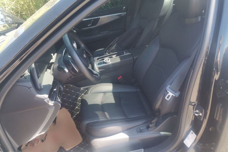 Used Cadillac CT6 2023 28T Fashion Edition Left Front Seat