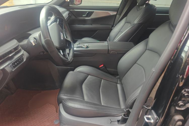 Used Cadillac CT6 2023 28T Fashion Edition Left Front Seat