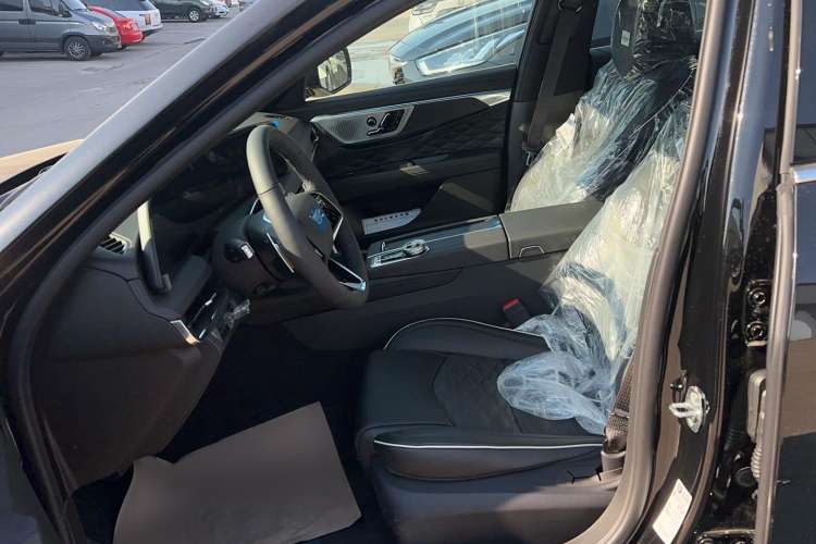 Used Cadillac CT6 2023 28T Prestige Model Left Front Seat