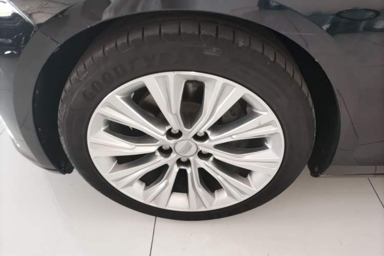 Used Cadillac CT6 2023 28T Luxury Version Left Front Wheel Hub