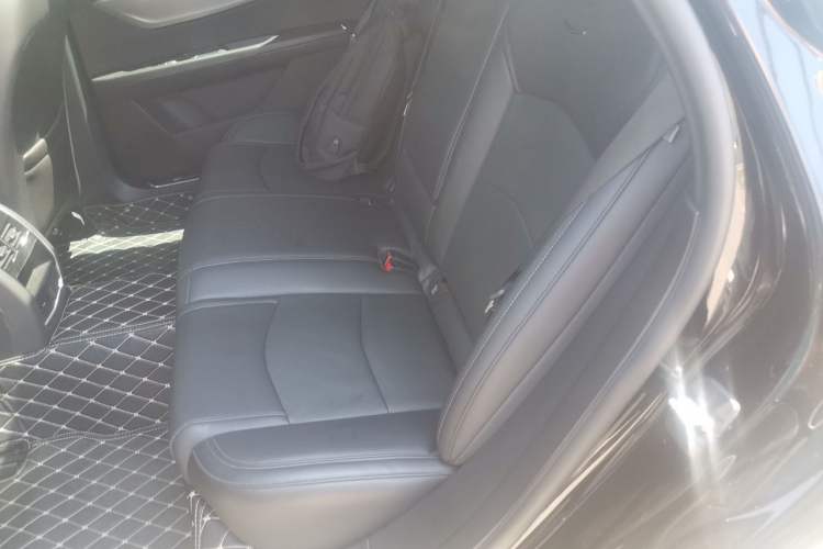Used Cadillac CT6 2023 28T Fashion Edition Left Rear Seat