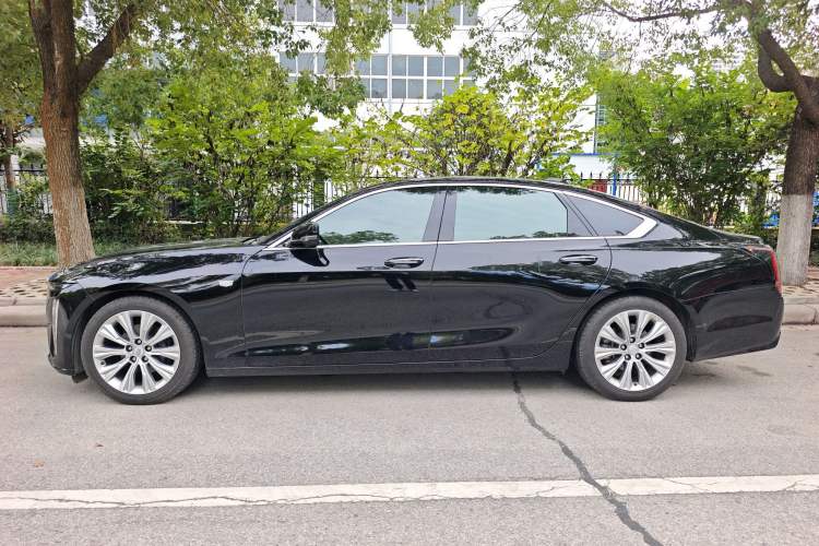 Used Cadillac CT6 2023 28T Prestige Model Left Side