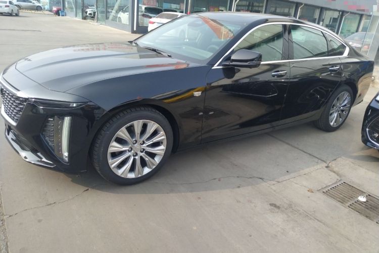Used Cadillac CT6 2023 28T Luxury Version Left Side