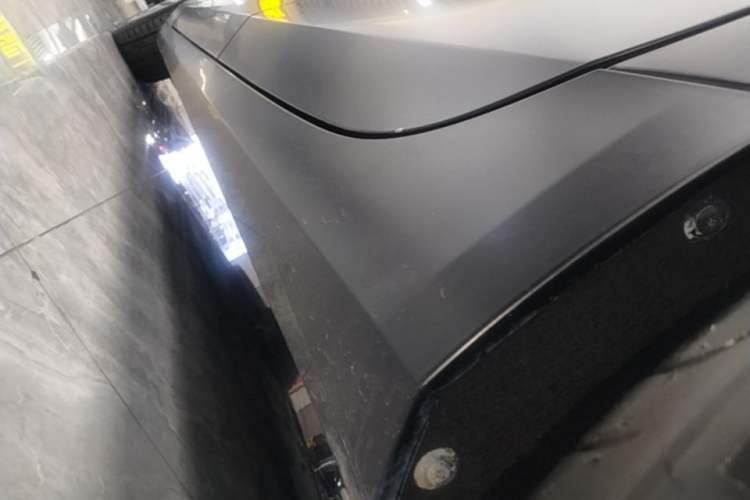 Used Cadillac CT6 2023 28T Prestige Model Left Side Sill