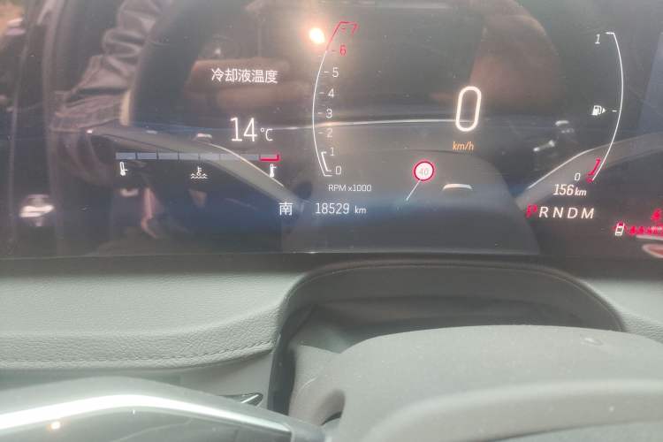 Used Cadillac CT6 2023 28T Prestige Model Odometer Close Up