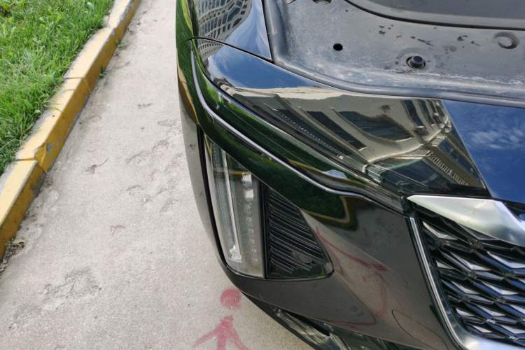 Used Cadillac CT6 2023 28T Prestige Model Right Front Headlight