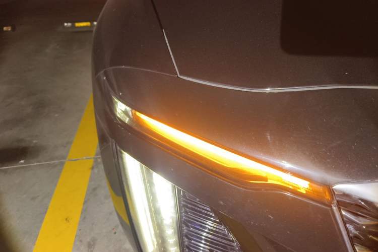 Used Cadillac CT6 2023 28T Prestige Model Right Front Headlight