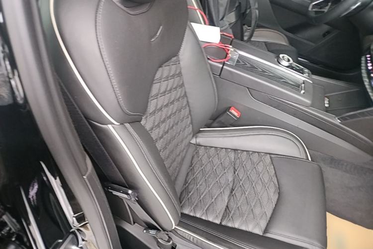 Used Cadillac CT6 2023 28T Platinum Edition Right Front Seat