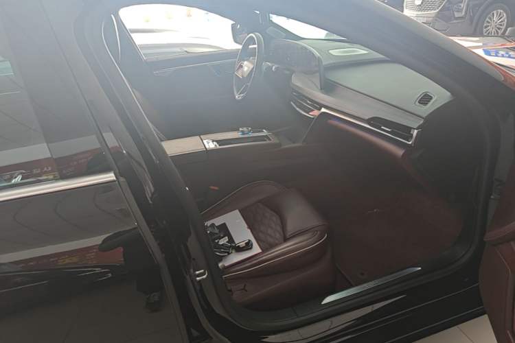 Used Cadillac CT6 2023 28T Prestige Model Right Front Seat