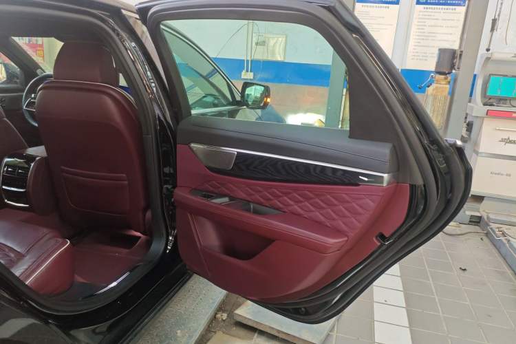 Used Cadillac CT6 2023 28T Platinum Edition Right Rear Door Interior