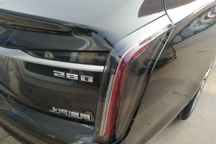 Used Cadillac CT6 2023 28T Luxury Version Right Rear Taillight