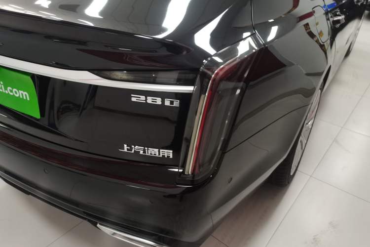 Used Cadillac CT6 2023 28T Platinum Edition Right Rear Taillight