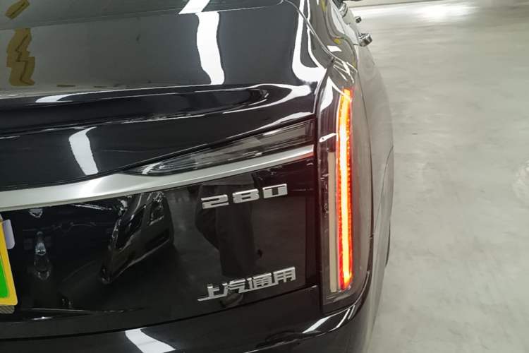 Used Cadillac CT6 2023 28T Luxury Version Right Rear Taillight