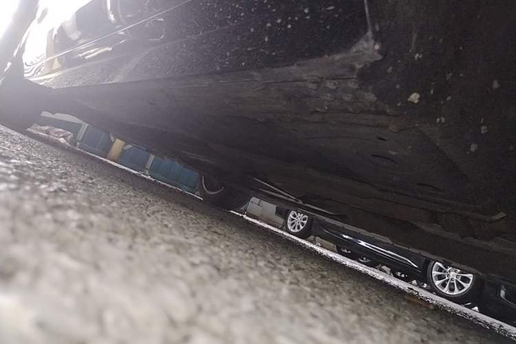 Used Cadillac CT6 2023 28T Prestige Model Right Side Sill