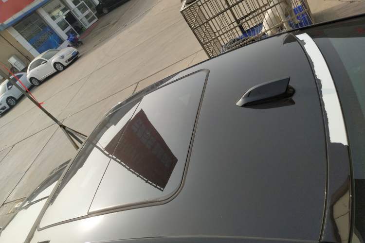 Used Cadillac CT6 2023 28T Luxury Version Roof