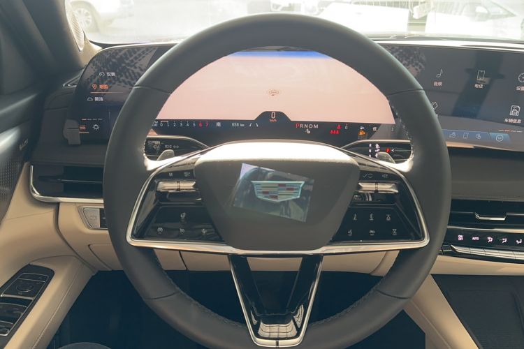 Used Cadillac CT6 2023 28T Luxury Version Steering Wheel