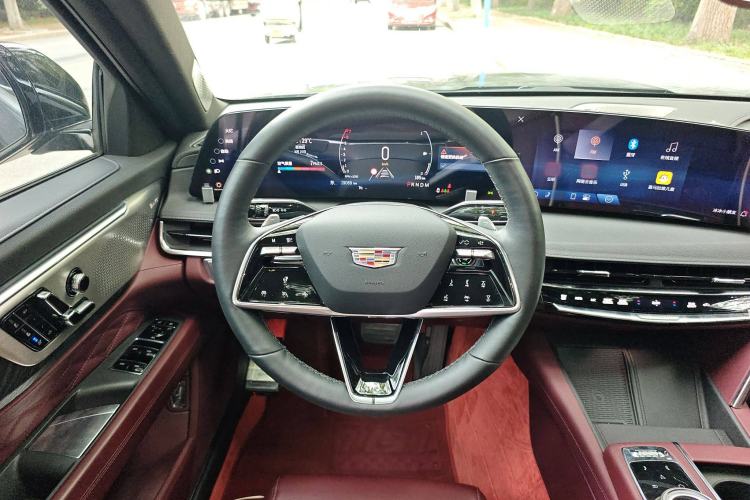 Used Cadillac CT6 2023 28T Prestige Model Steering Wheel