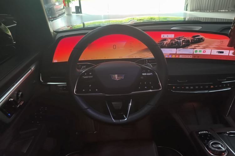 Used Cadillac CT6 2023 28T Prestige Model Steering Wheel