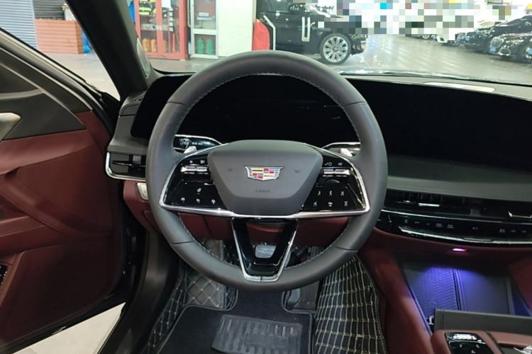 Used Cadillac CT6 2023 28T Prestige Model Steering Wheel