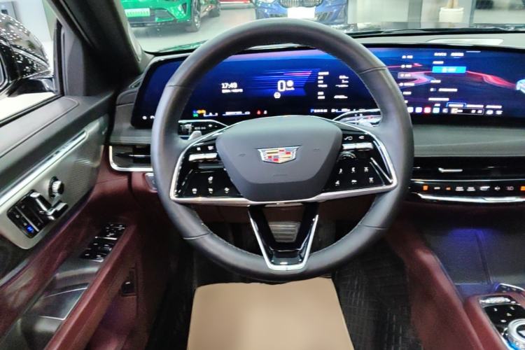 Used Cadillac CT6 2023 28T Prestige Model Steering Wheel