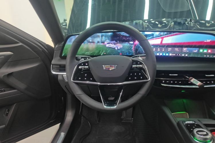 Used Cadillac CT6 2023 28T Luxury Version Steering Wheel