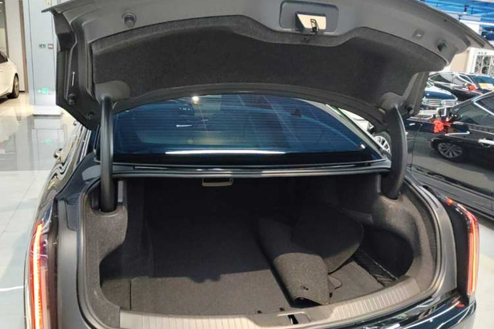 Used Cadillac CT6 2023 28T Luxury Version Trunk