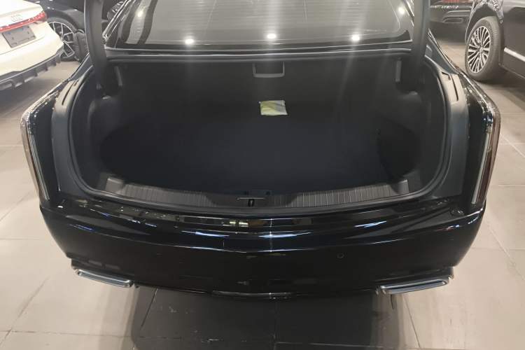 Used Cadillac CT6 2023 28T Luxury Version Trunk