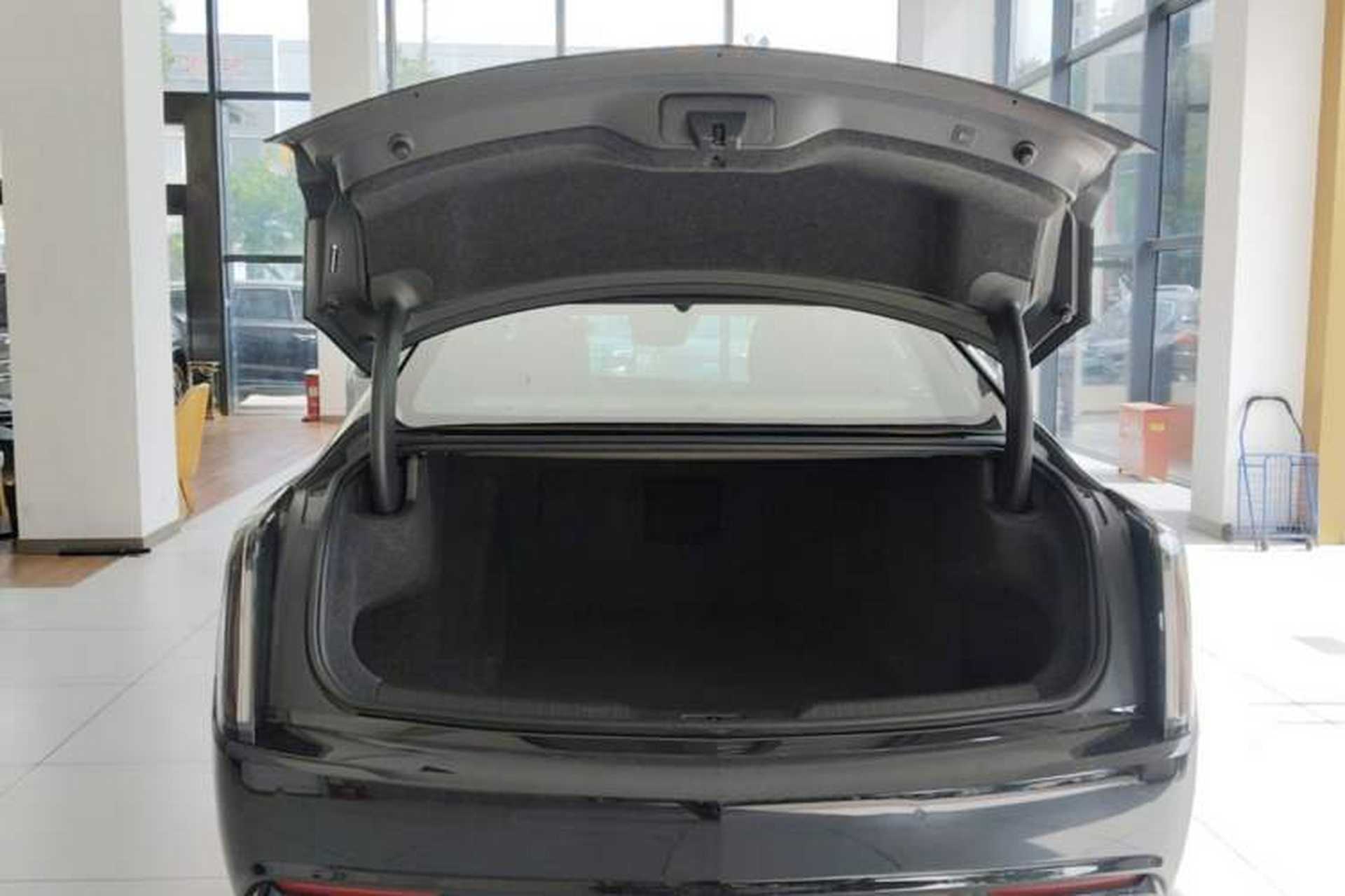 Used Cadillac CT6 2023 28T Platinum Edition Trunk