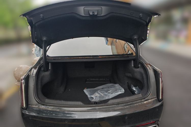 Used Cadillac CT6 2023 28T Luxury Version Trunk