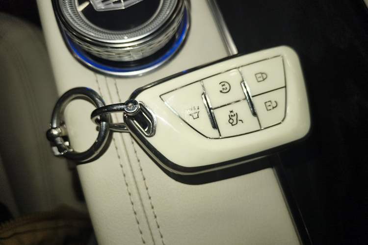 Used Cadillac CT6 2023 28T Luxury Version Vehicle Key