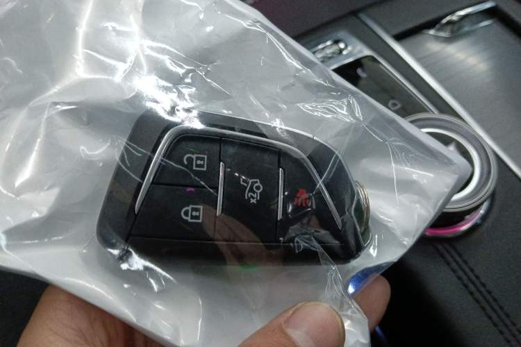 Used Cadillac CT6 2023 28T Fashion Edition Vehicle Key
