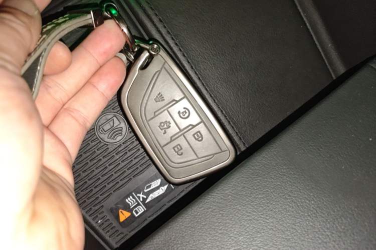 Used Cadillac CT6 2023 28T Luxury Version Vehicle Key