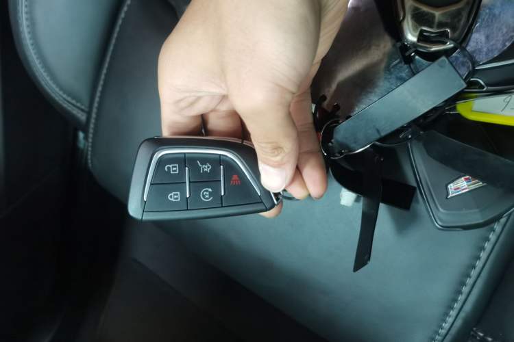 Used Cadillac CT6 2023 28T Platinum Edition Vehicle Key
