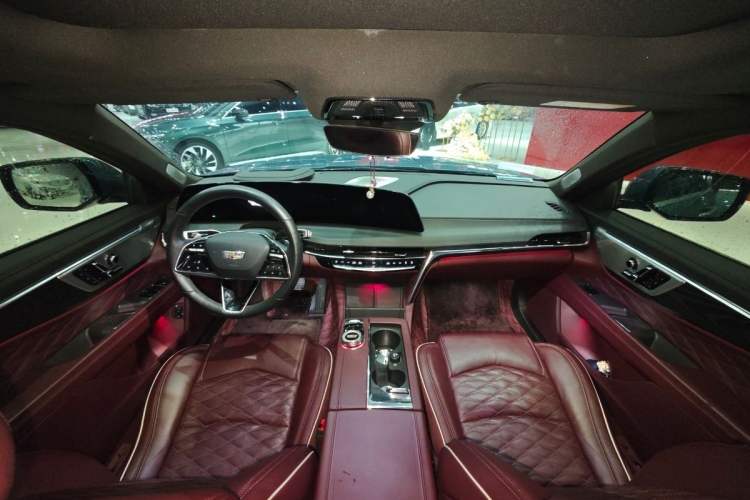 Used Cadillac CT6 2023 28T Platinum Edition Interior 2