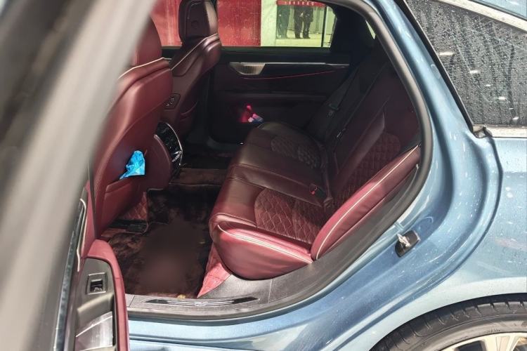 Used Cadillac CT6 2023 28T Platinum Edition Interior 5
