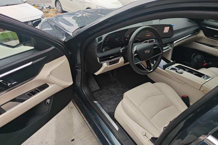 Used Cadillac CT6 2023 28T Fashion Edition Driver Seat