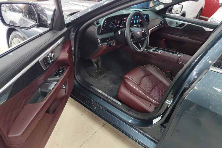 Used Cadillac CT6 2023 28T Prestige Model Driver Seat